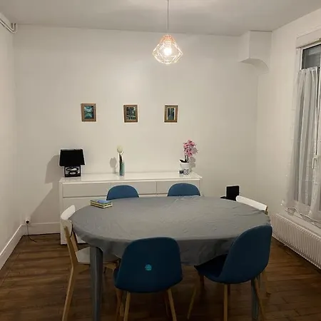 Prázdninový dům Maison Independante 3 Chambly