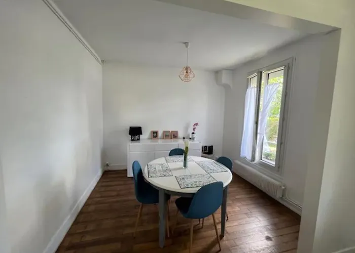 Maison Indépendante 3 * Chambly